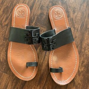 Tory Burch Black Leather Toe Sandal 7